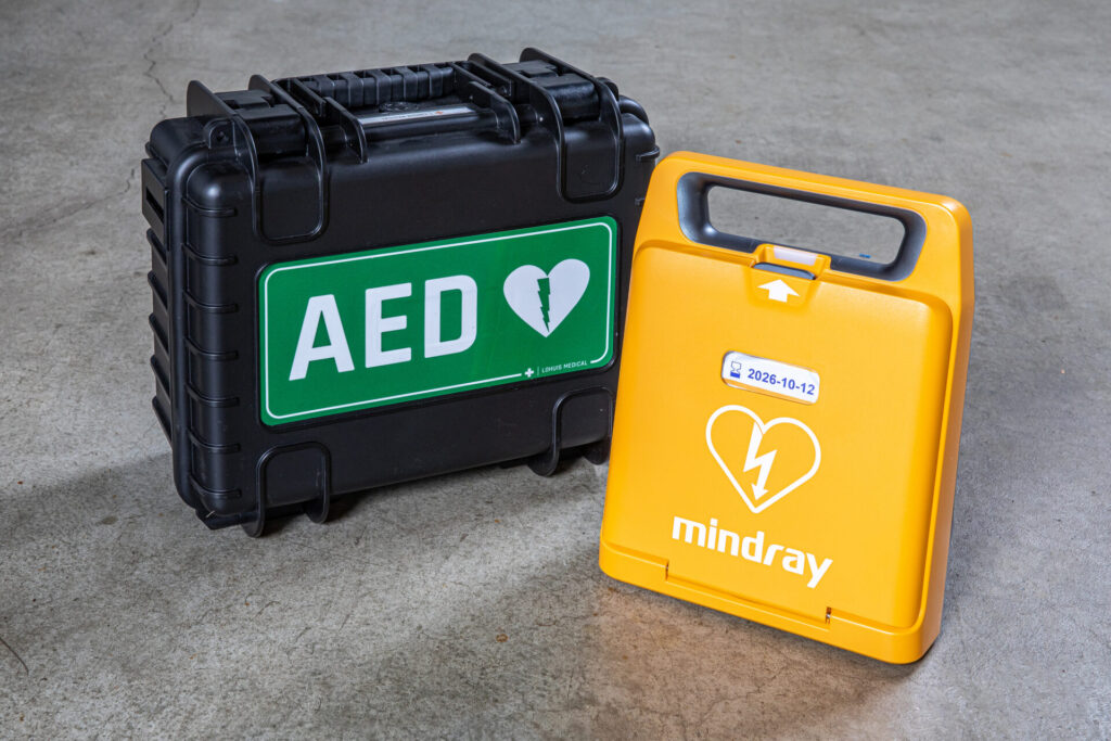Outdoor AED Set